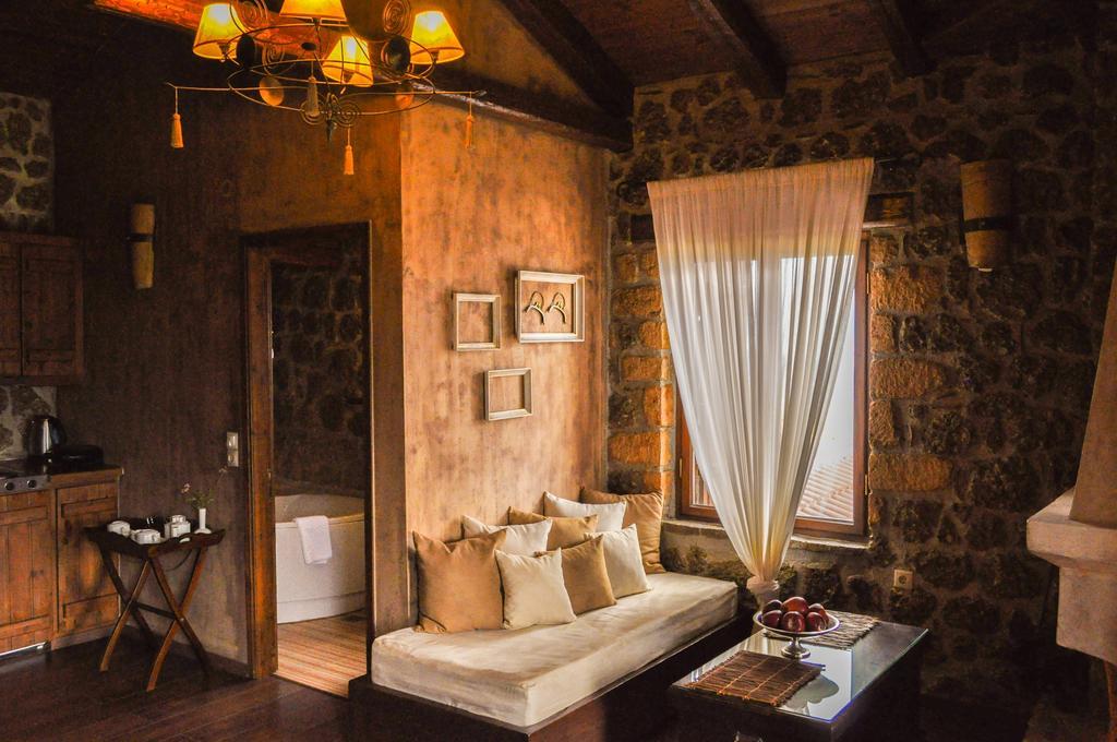 Nymfes Guesthouse Mészi Szinikía Trikálon Szoba fotó
