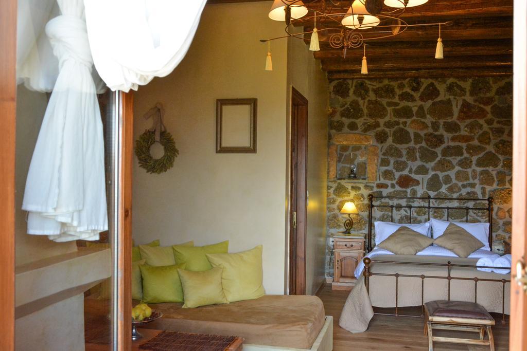 Nymfes Guesthouse Mészi Szinikía Trikálon Szoba fotó