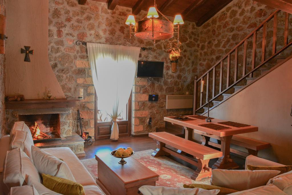 Nymfes Guesthouse Mészi Szinikía Trikálon Szoba fotó