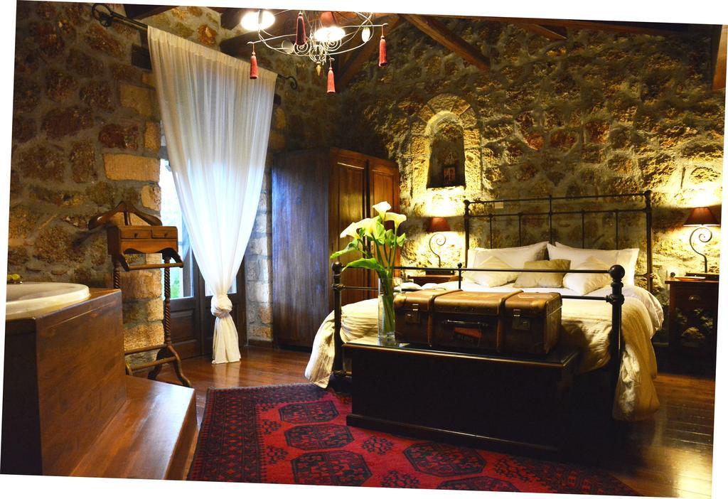 Nymfes Guesthouse Mészi Szinikía Trikálon Szoba fotó